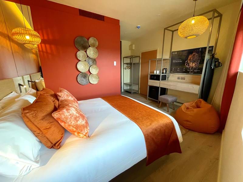 Orange Interconnecting Room Hex Hotel